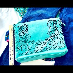 3/30$ Big Buddah clutch/foldover